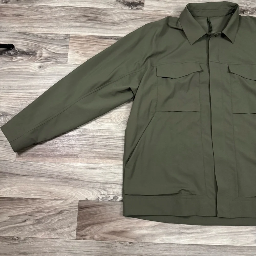 Lululemon Men's Cargo Pocket Shirt Jacker in Olive Size XXL